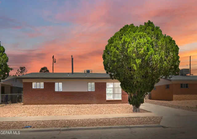 Photo 2 of Single family home for sale at 10329 Wilshire Dr, El Paso, TX 79924 | MLS# 946644 | Listing updated on 2026-07-14