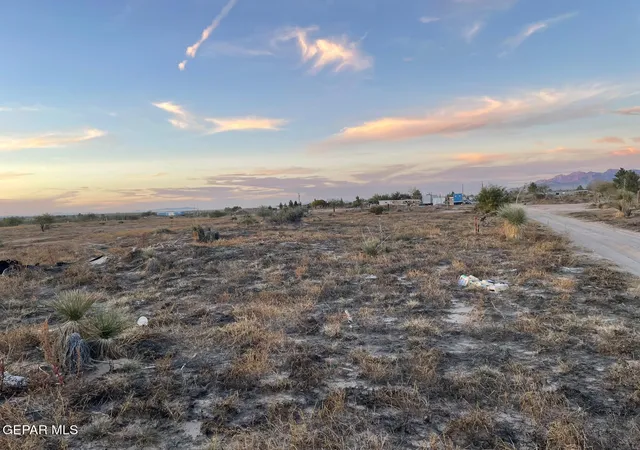 Homes for sale in Anthony, NM | 82 Guillermo Rd, Anthony, NM 88021 | MLS# 946705