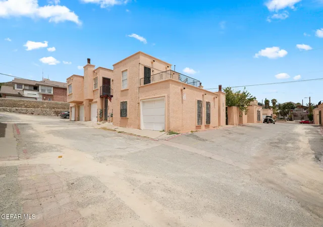 Homes for sale in El Paso, TX | 2520 San Jose Ave #2D, El Paso, TX 79930 | MLS# 946976