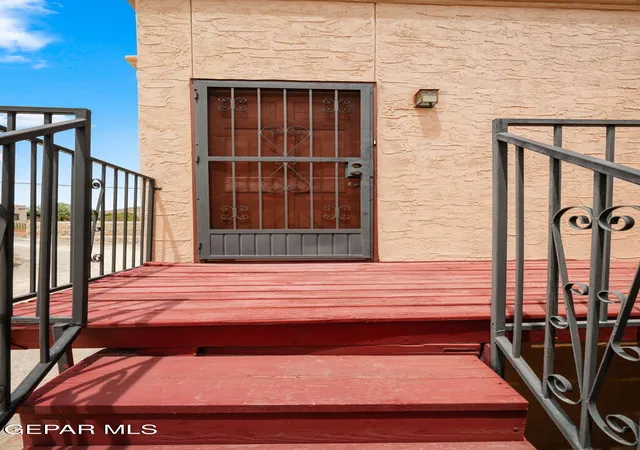 Homes for sale in El Paso, TX | 2520 San Jose Avenue, El Paso, TX 79930 | Houzeo