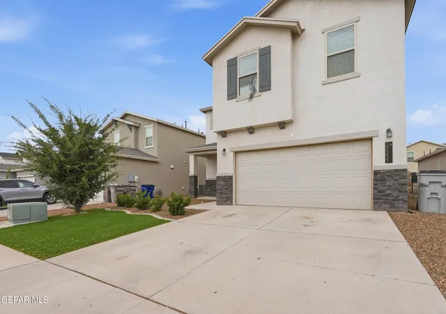 Photo 3 of Single family home for sale at 12253 Desert Cliff Ct, El Paso, TX 79938 | MLS# 946718 | Listing updated on 2026-09-02