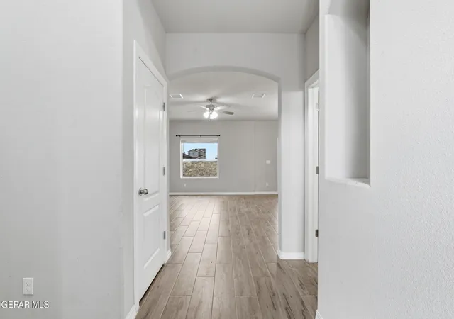 Photo 4 of Single family home for sale at 12253 Desert Cliff Ct, El Paso, TX 79938 | MLS# 946718 | Listing updated on 2026-09-02