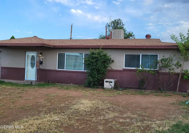 3rd image of 5028 Royal Dr, El Paso, TX 79924 | MLS# 946925