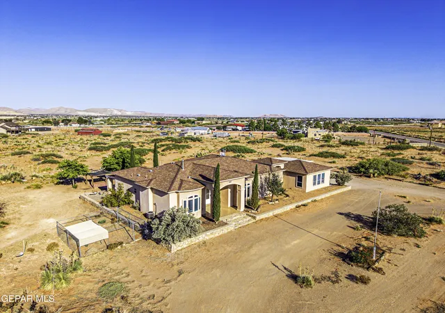 4th image of 14001 Desert Willow Dr, El Paso, TX 79938 | MLS# 947989