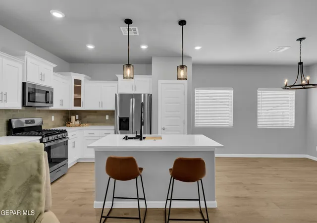 Homes for sale in Santa Teresa, NM | 6051 Zinc Hill St, Santa Teresa, NM 88008 | MLS# 946818