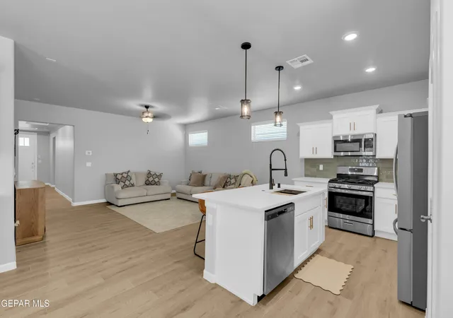 Homes for sale in Santa Teresa, NM | 6051 Zinc Hill St, Santa Teresa, NM 88008 | MLS# 946818
