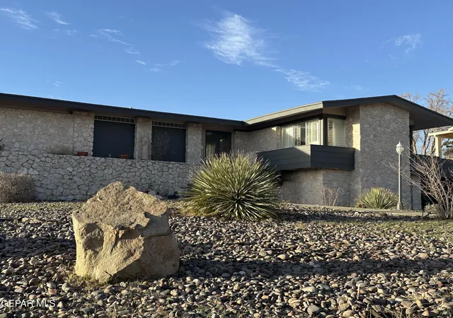 Photo 42 of Sale Pending at 1005 Singing Hills Dr, El Paso, TX 79912 | MLS# 946769 | Listing updated on 2026-09-16