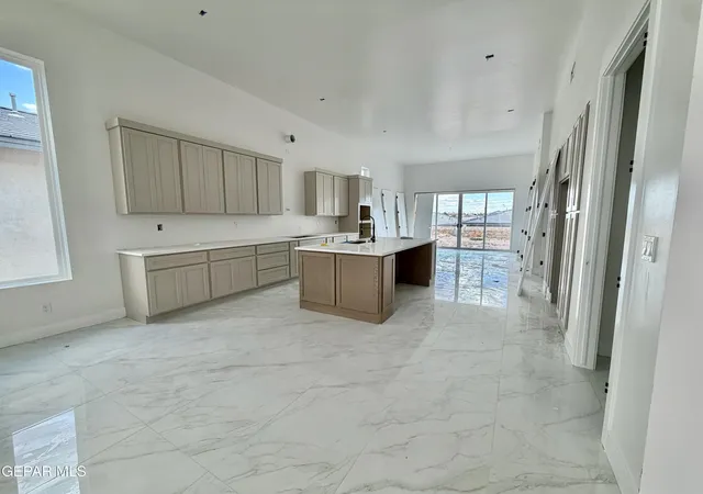4th image of 13392 Emerald Copper, Horizon City, TX 79928 | MLS# 947873