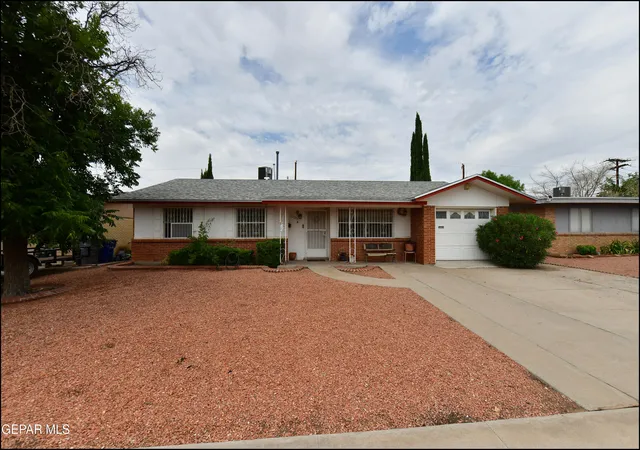 Photo 1 of Single family home for sale at 10725 Saigon Dr, El Paso, TX 79925 | MLS# 946832 | Listing updated on 2026-09-09