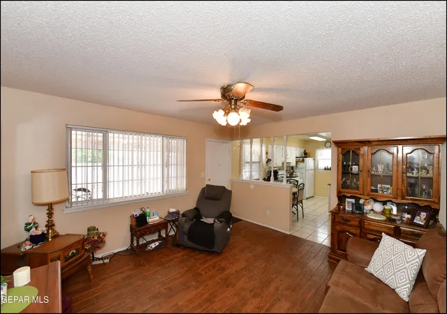 Photo 3 of Single family home for sale at 10725 Saigon Dr, El Paso, TX 79925 | MLS# 946832 | Listing updated on 2026-09-09