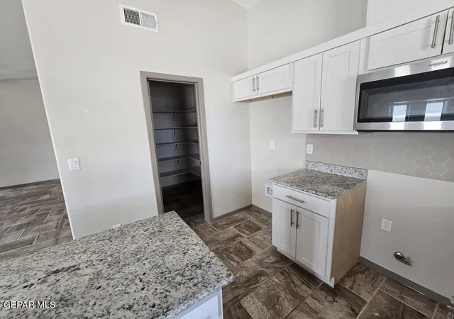 Homes for sale in Horizon City, TX | 13833 Flora Vista Ave, Horizon City, TX 79928 | MLS# 946849