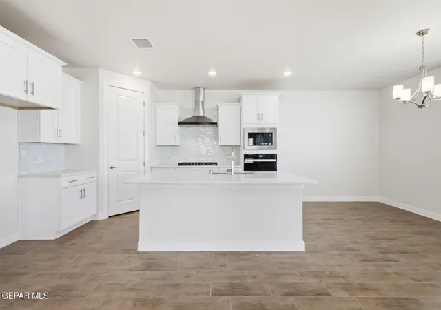 Photo 3 of Sale Pending at 13301 Emerald Wind Ct, Horizon City, TX 79928 | MLS# 946864 | Listing updated on 2026-07-08