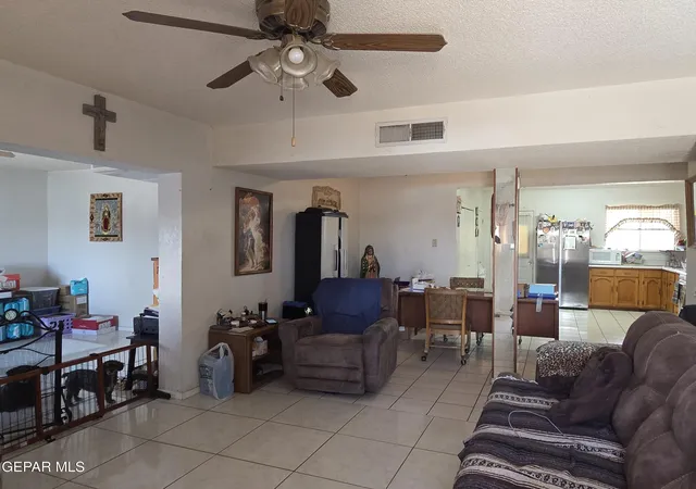 3rd image of 4815 Sierra Madre Dr, El Paso, TX 79904 | MLS# 947028
