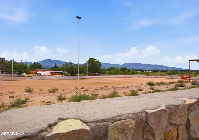 Homes for sale in Sunland Park, NM | 136 Tuscan Ridge Cir, Sunland Park, NM 88008 | MLS# 946922
