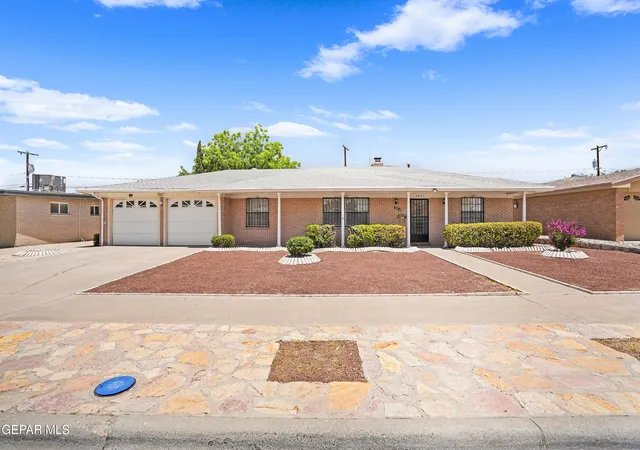 Photo 1 of Single family home for sale at 8321 Cielo Vista Dr, El Paso, TX 79925 | MLS# 946991 | Listing updated on 2026-09-12