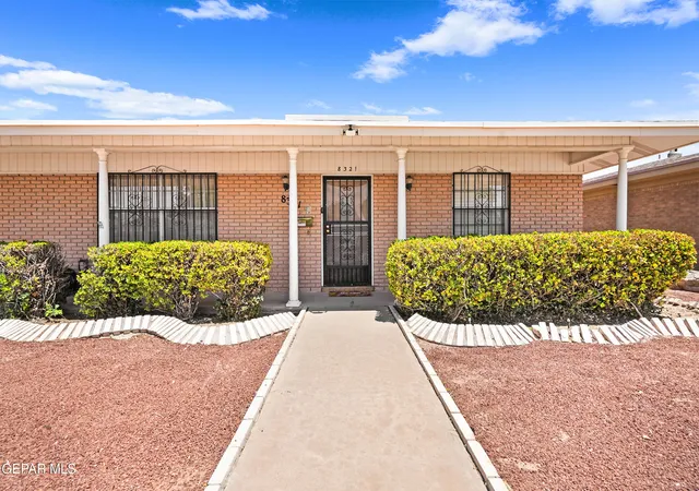 Photo 3 of Single family home for sale at 8321 Cielo Vista Dr, El Paso, TX 79925 | MLS# 946991 | Listing updated on 2026-09-12