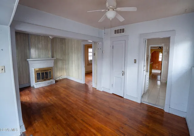 Photo 4 of Single family home for sale at 3708 La Luz Ave, El Paso, TX 79903 | MLS# 947150 | Listing updated on 2026-07-28