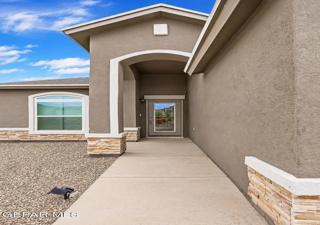 Photo 1 of Single family home for sale at 13804 Sky Harbor Ave, El Paso, TX 79928 | MLS# 946981 | Listing updated on 2026-09-21