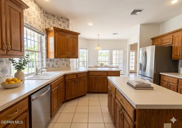Photo 3 of Single family home for sale at 6261 Los Bancos Dr, El Paso, TX 79912 | MLS# 946995 | Listing updated on 2026-09-01