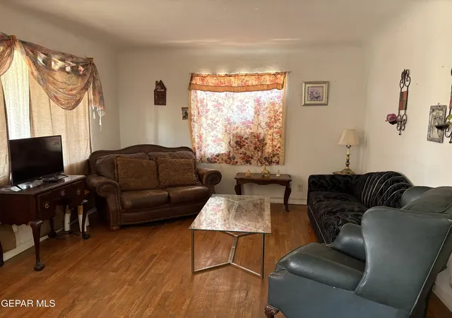 Photo 2 of Single family home for sale at 7079 Canary, El Paso, TX 79915 | MLS# 947506 | Listing updated on 2026-07-28
