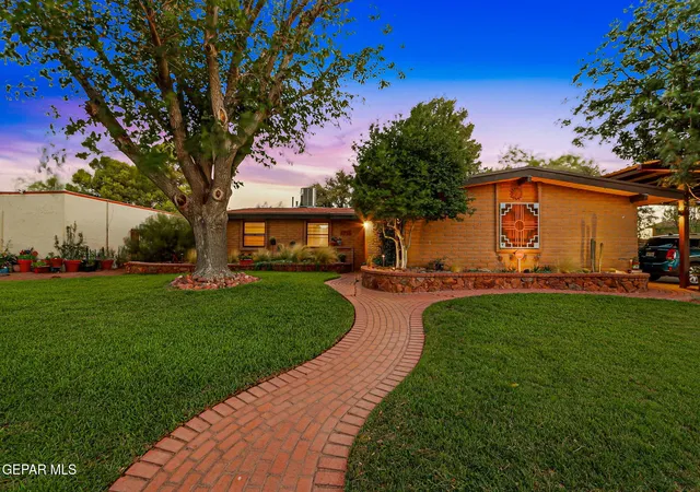 Photo 3 of Single family home for sale at 8713 Lakehurst Rd, El Paso, TX 79912 | MLS# 947154 | Listing updated on 2026-07-08