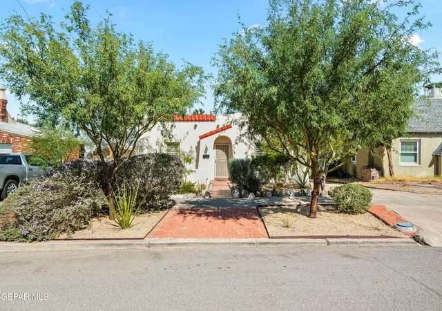 Photo 2 of Sale Pending at 1019 Kelly Wy, El Paso, TX 79902 | MLS# 947087 | Listing updated on 2026-09-06
