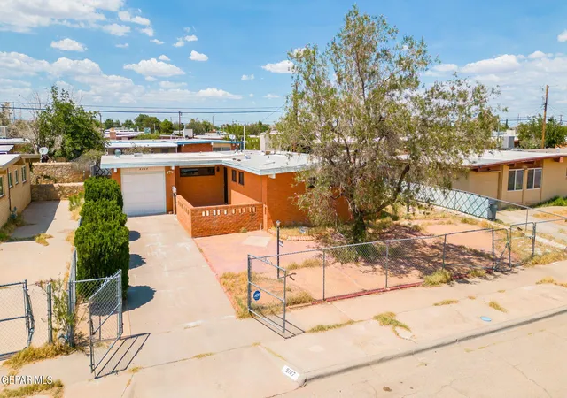 Photo 2 of Single family home for sale at 5107 Wally Dr, El Paso, TX 79924 | MLS# 947102 | Listing updated on 2026-07-07