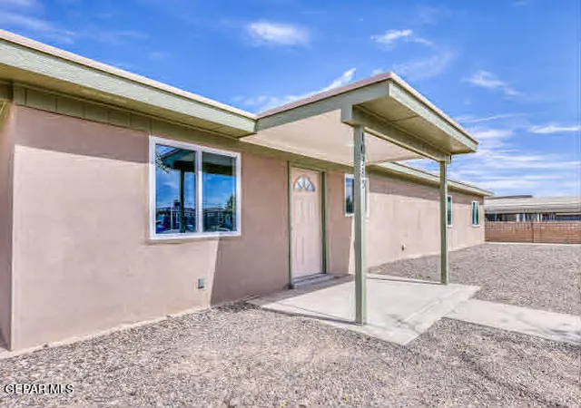 Photo 2 of Single family home for sale at 10385 Potencia Dr, El Paso, TX 79927 | MLS# 947099 | Listing updated on 2026-09-18