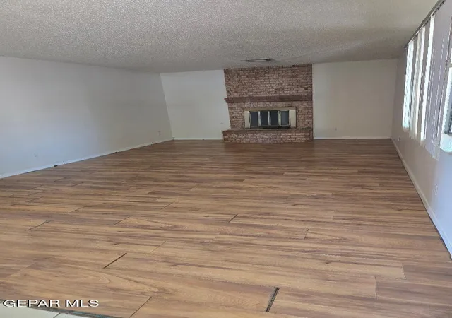 Photo 3 of Single family home for sale at 11358 Quintana Dr, El Paso, TX 79936 | MLS# 947127 | Listing updated on 2026-09-21