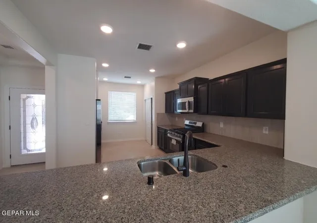 Photo 4 of Sale Pending at 6001 Jason Witten Way, El Paso, TX 79924 | MLS# 947447 | Listing updated on 2026-09-07