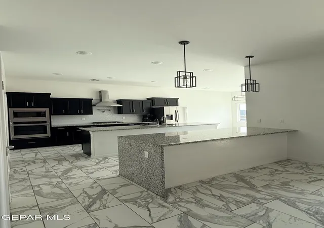 Photo 3 of Single family home for sale at 7816 Enchanted Nest Ln, El Paso, TX 79911 | MLS# 947208 | Listing updated on 2026-09-20