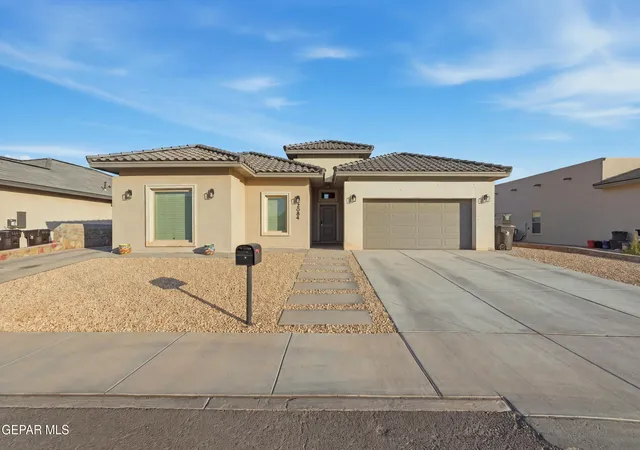 Photo 3 of Single family home for sale at 2084 Santa Isabella St, Sunland Park, NM 88063 | MLS# 947214 | Listing updated on 2026-08-29