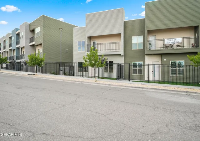 Photo 3 of Townhouse for sale at 201 Desert Pass St #B-7, El Paso, TX 79912 | MLS# 947407 | Listing updated on 2026-09-14