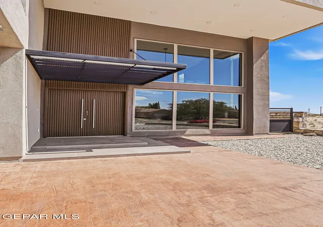 Photo 2 of Single family home for sale at 11317 Ardelle Ave, El Paso, TX 79936 | MLS# 947233 | Listing updated on 2026-07-26
