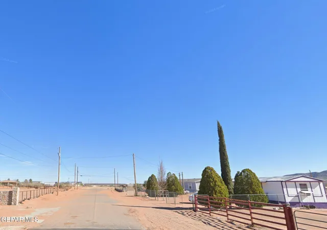 Photo 4 of Sale Pending at 5582 Ch Hunton St, El Paso, TX 79938 | MLS# 947234 | Listing updated on 2026-08-23