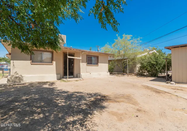Photo 3 of Multi family home for sale at 404 & 406 French Pl #1-8, El Paso, TX 79905 | MLS# 947244 | Listing updated on 2026-09-18