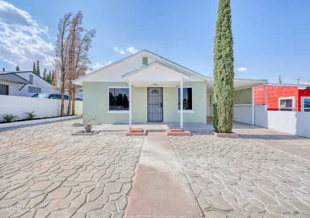 Single family home for sale at 3821 Mcconnell Ave, El Paso, TX 79904 | MLS# 947412