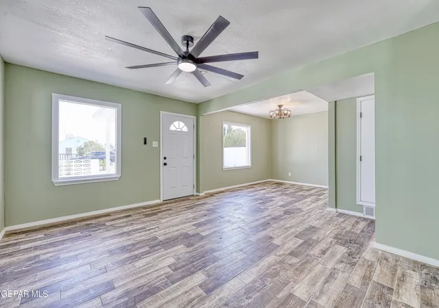 Photo 2 of Single family home for sale at 3821 Mcconnell Ave, El Paso, TX 79904 | MLS# 947412 | Listing updated on 2026-08-31