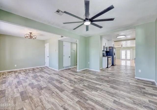 Photo 3 of Single family home for sale at 3821 Mcconnell Ave, El Paso, TX 79904 | MLS# 947412 | Listing updated on 2026-08-31