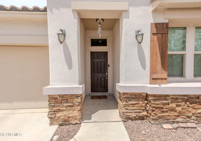 4th image of 12435 Knightsbridge Dr, Horizon City, TX 79928 | MLS# 947319
