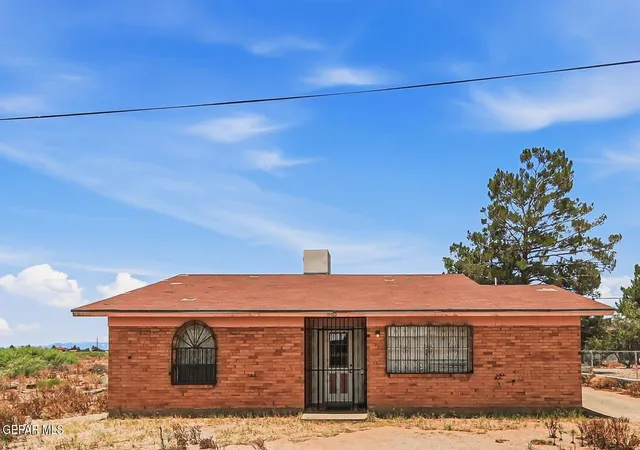 Photo 1 of Single family home for sale at 14480 Van Fleet Rd, El Paso, TX 79938 | MLS# 947714 | Listing updated on 2026-08-10