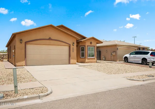 Photo 3 of Single family home for sale at 5953 Redstone Rim Dr, El Paso, TX 79934 | MLS# 947346 | Listing updated on 2026-09-13