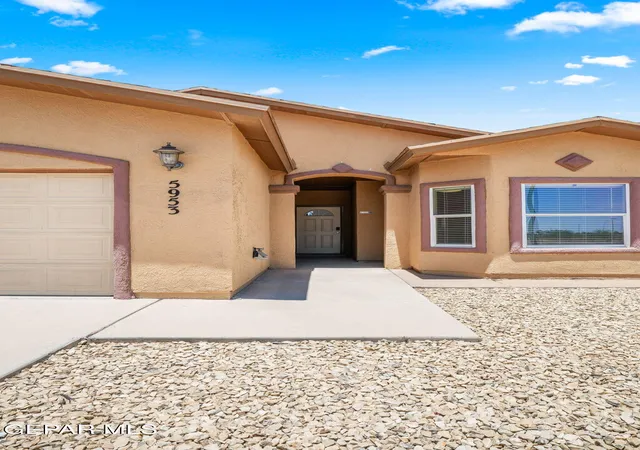 Photo 4 of Single family home for sale at 5953 Redstone Rim Dr, El Paso, TX 79934 | MLS# 947346 | Listing updated on 2026-09-13