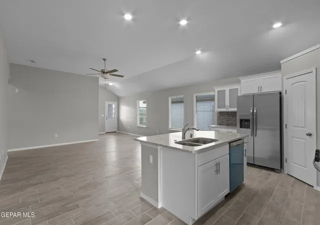 Photo 3 of Sale Pending at 425 Cliff Thomas Ave, Clint, TX 79836 | MLS# 947362 | Listing updated on 2026-09-01