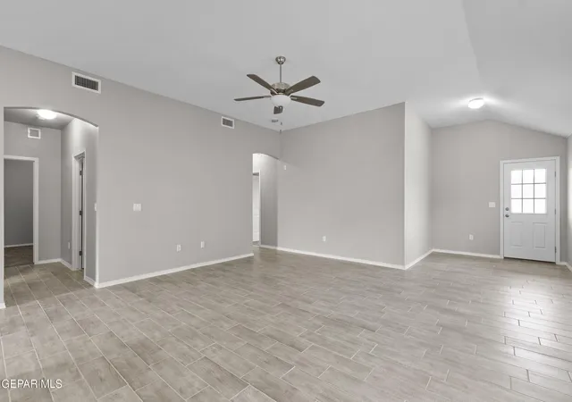 Photo 4 of Sale Pending at 425 Cliff Thomas Ave, Clint, TX 79836 | MLS# 947362 | Listing updated on 2026-09-01