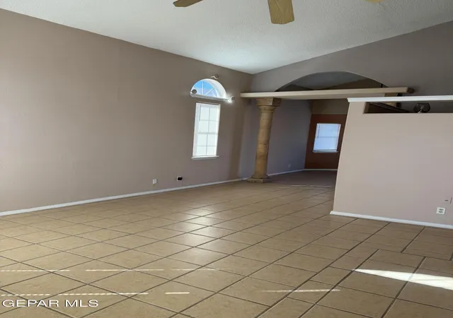Photo 3 of Sale Pending at 9813 La Morenita Cir, El Paso, TX 79927 | MLS# 947420 | Listing updated on 2026-09-04