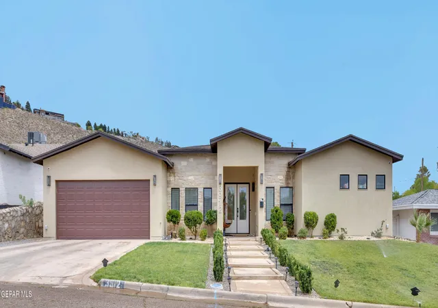 Photo 3 of Single family home for sale at 3912 Las Vegas Dr, El Paso, TX 79902 | MLS# 947437 | Listing updated on 2026-07-11