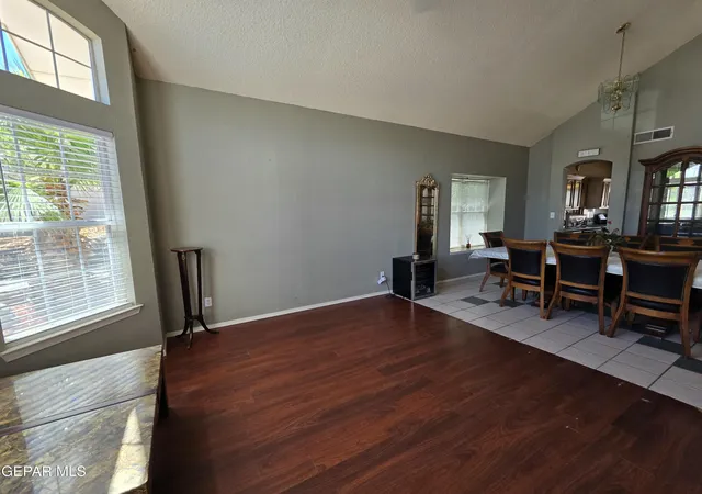 Photo 4 of Single family home for sale at 2021 Sun Country Dr, El Paso, TX 79938 | MLS# 947455 | Listing updated on 2026-09-17