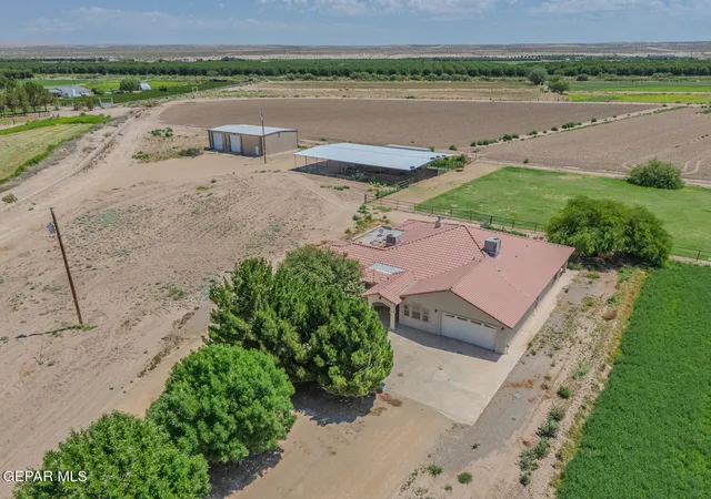 1st image of 12501 Alameda Ave, Fabens, TX 79838 | MLS# 947537