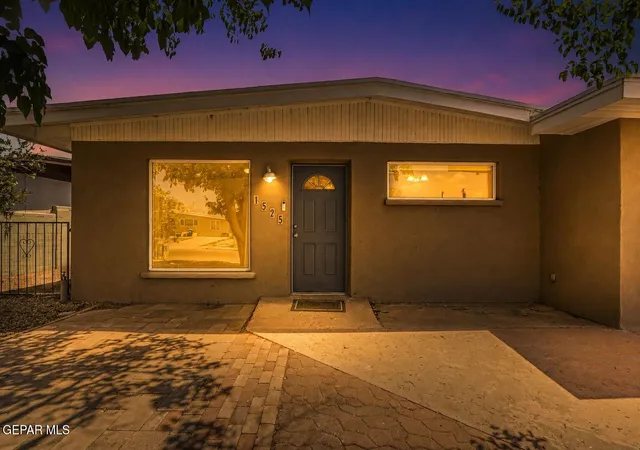 Homes for sale in Las Cruces, NM | 1525 Durazno St, Las Cruces, NM 88001 | MLS# 947469